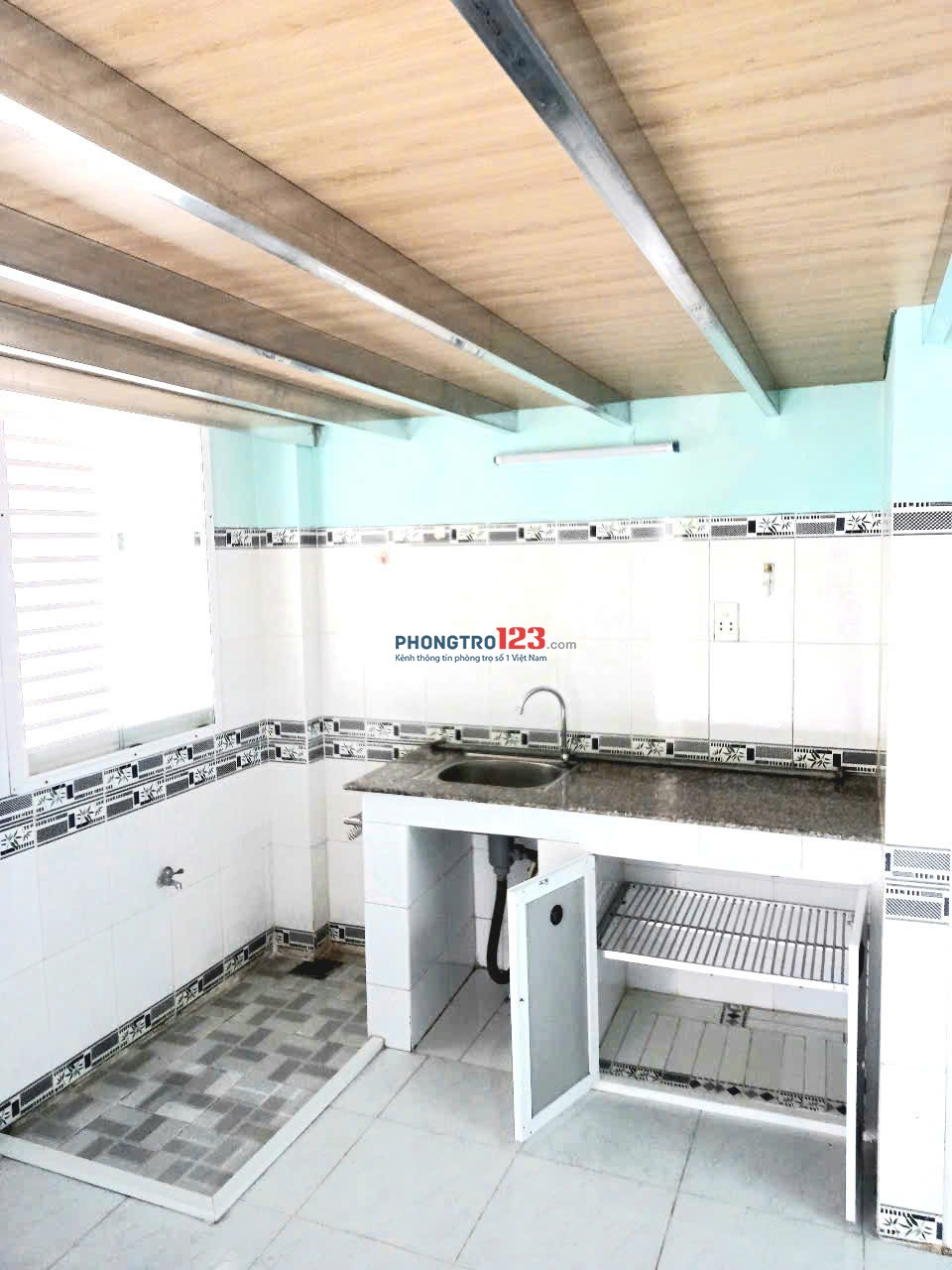 NHÀ TRỌ - NGAY NGÃ TƯ BÌNH THÁI