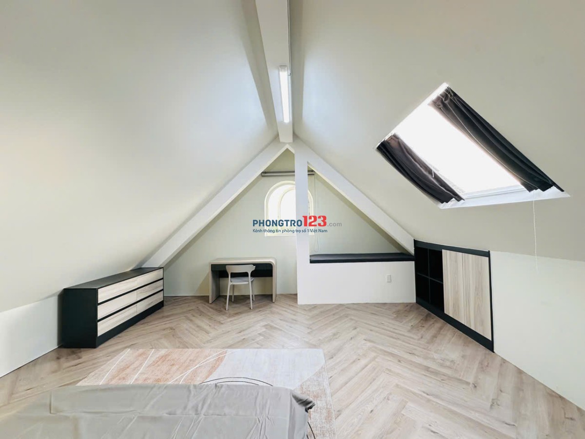 Căn hộ ban công full ban công nội thất ngay trung tâm q7 gần lotte mart,tdtu,ufm,rmit,...