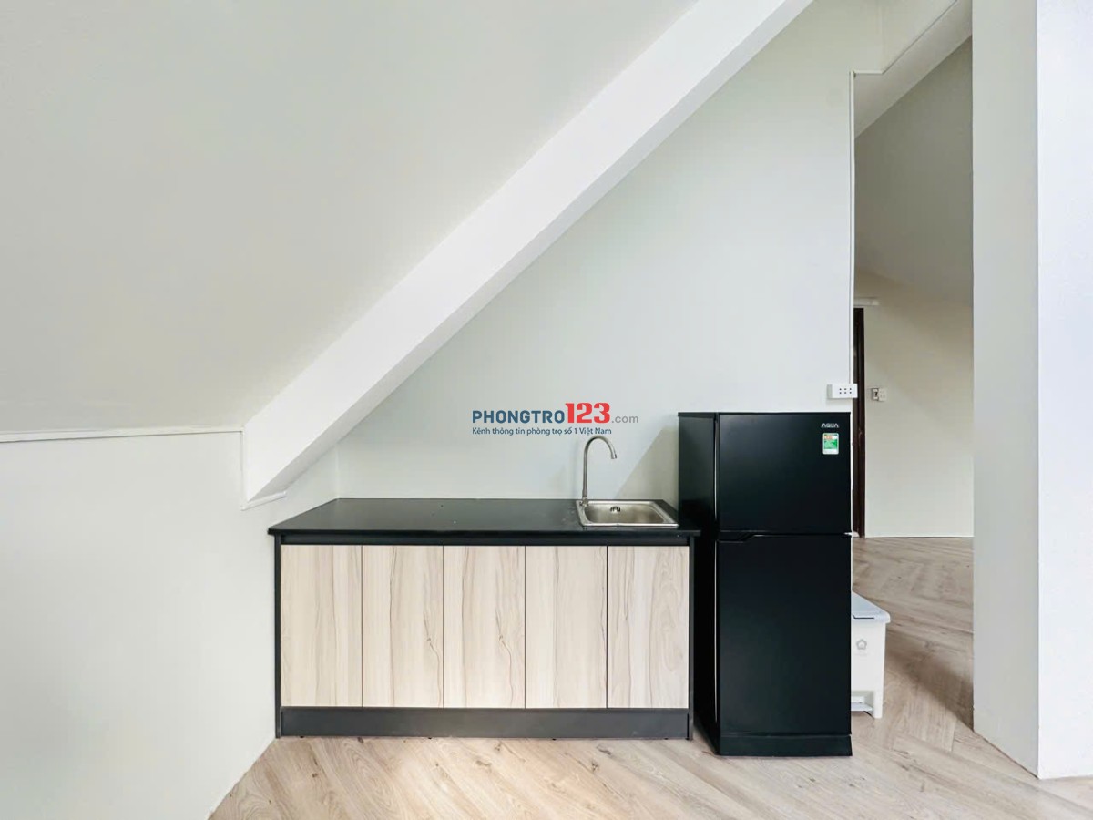 Căn hộ ban công full ban công nội thất ngay trung tâm q7 gần lotte mart,tdtu,ufm,rmit,...