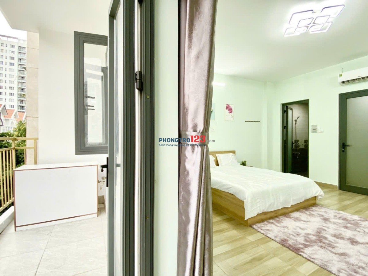 Căn hộ ban công full ban công nội thất ngay trung tâm q7 gần lotte mart,tdtu,ufm,rmit,...