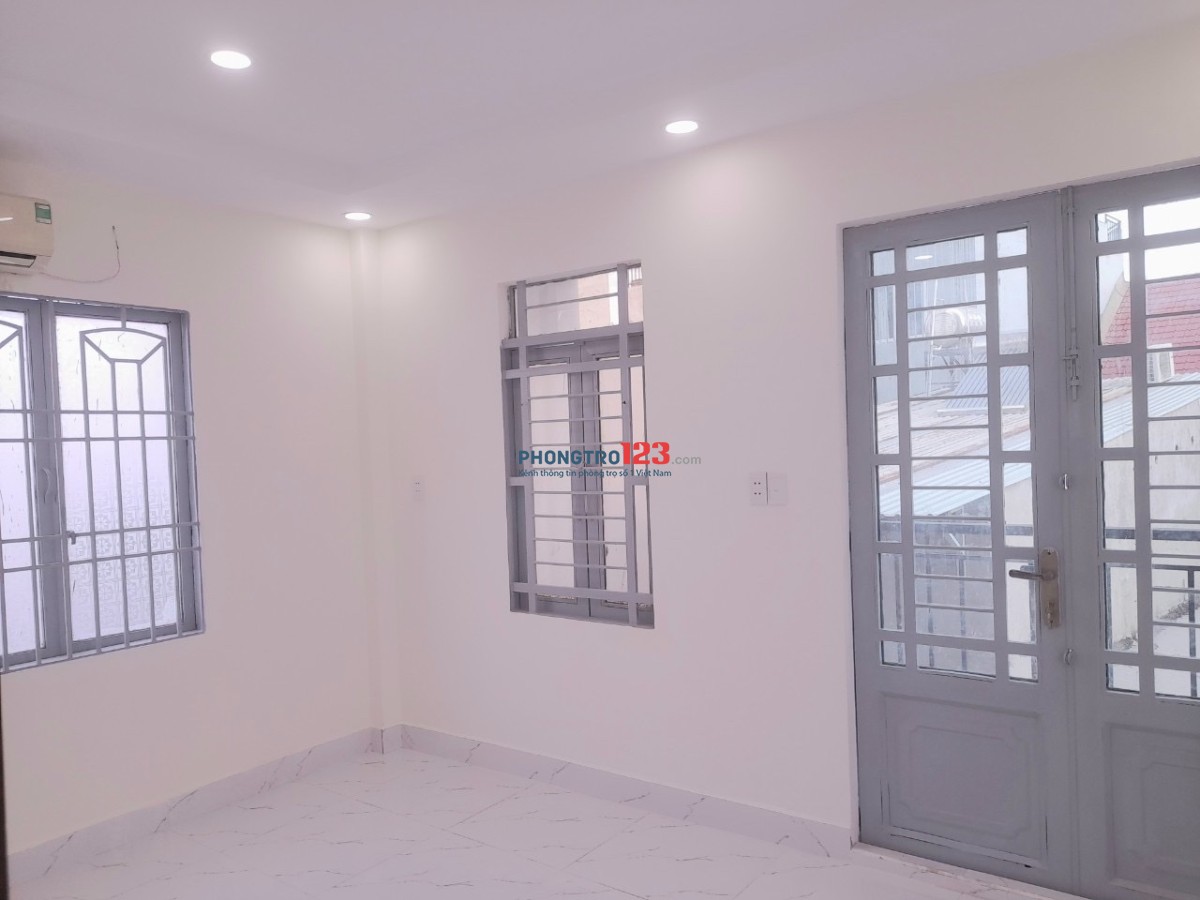 Phòng nhà đúc 710/26a Huỳnh Tấn Phát, Tân phú, Q7, 20m, 3.3tr/th wifi, máy lạnh, khóa từ miễn phí