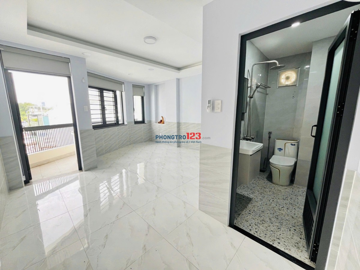 Căn Hộ Mới Ban Công Rộng - Máy Giặt Riêng - An Ninh, Sạch Sẽ - Gần ĐH Văn Lang CS3