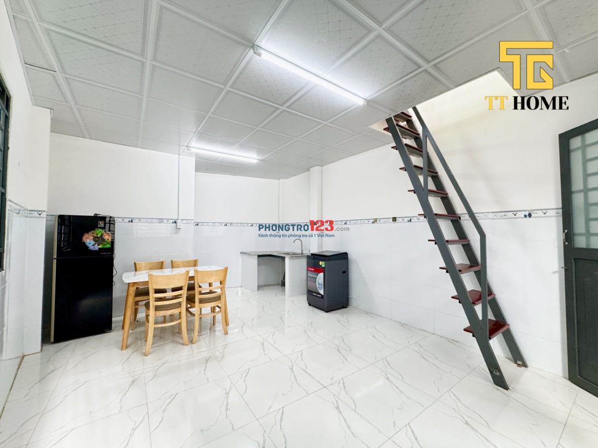 Minihouse 40m2 có ban công cạnh Vincom Hùng Vương