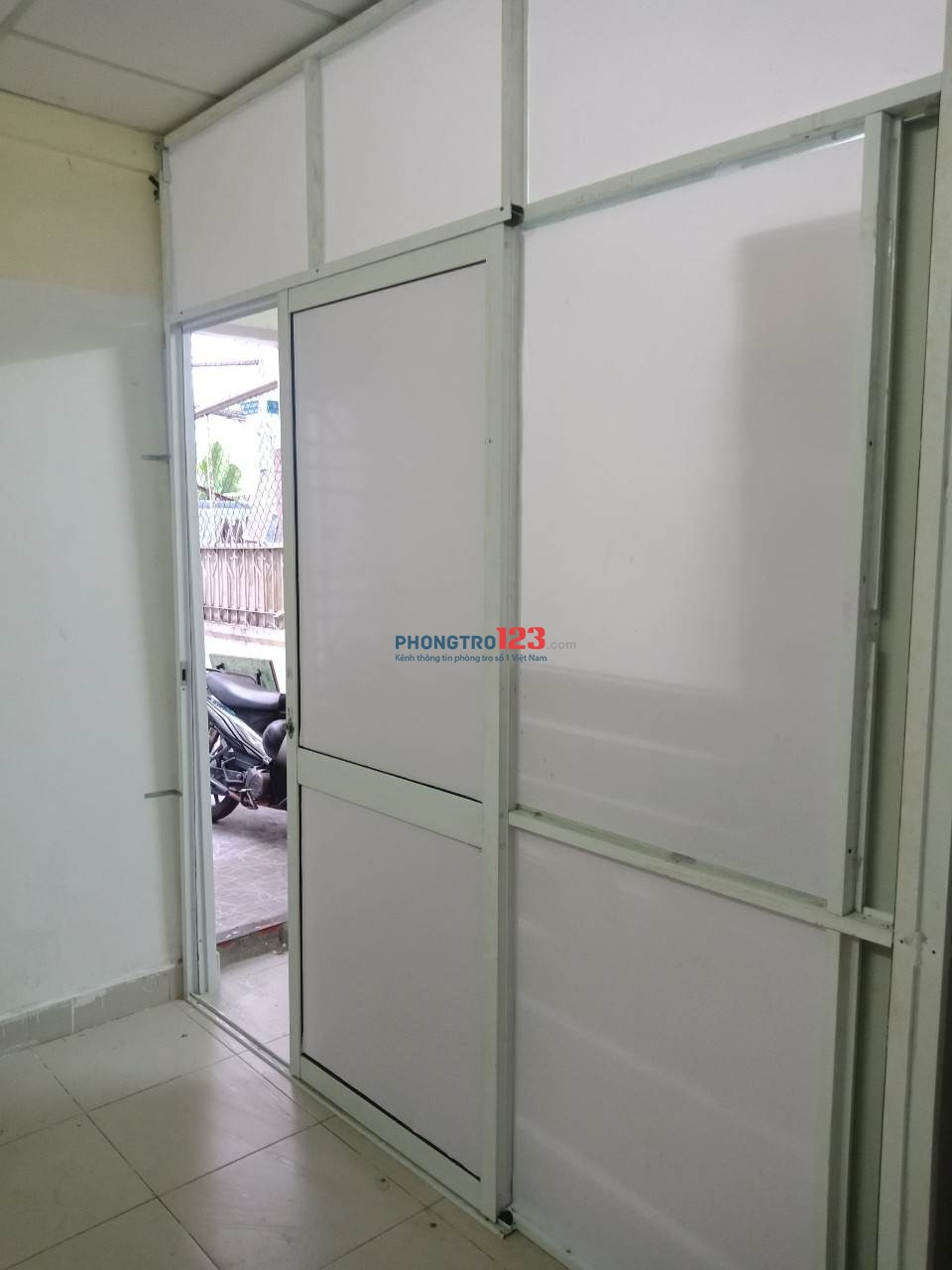 Cho thuê phòng trọ ở Xô Viết Nghệ Tĩnh, Bình Thạnh. Giá 2,8 tr/tháng bao tất cả, giờ giấc tự do