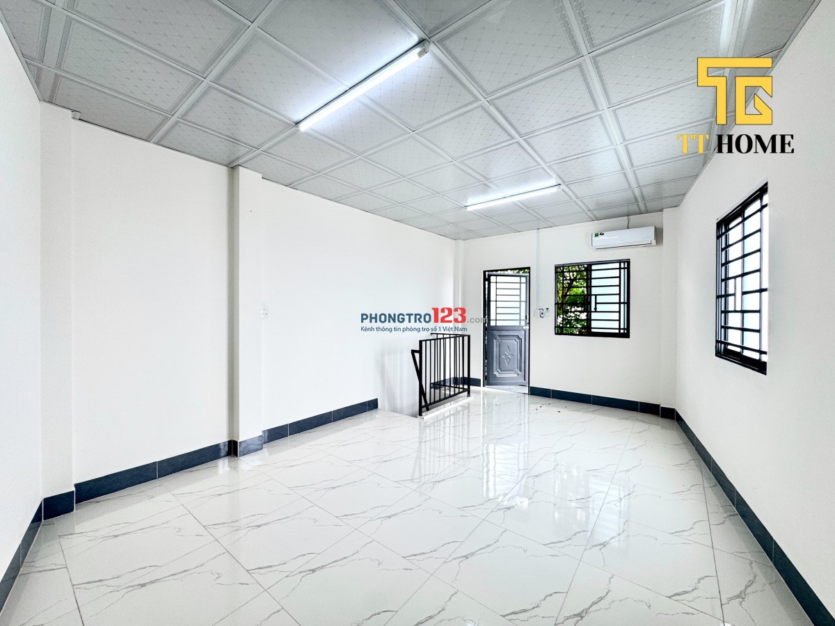 Minihouse 40m2 có ban công cạnh Vincom Hùng Vương