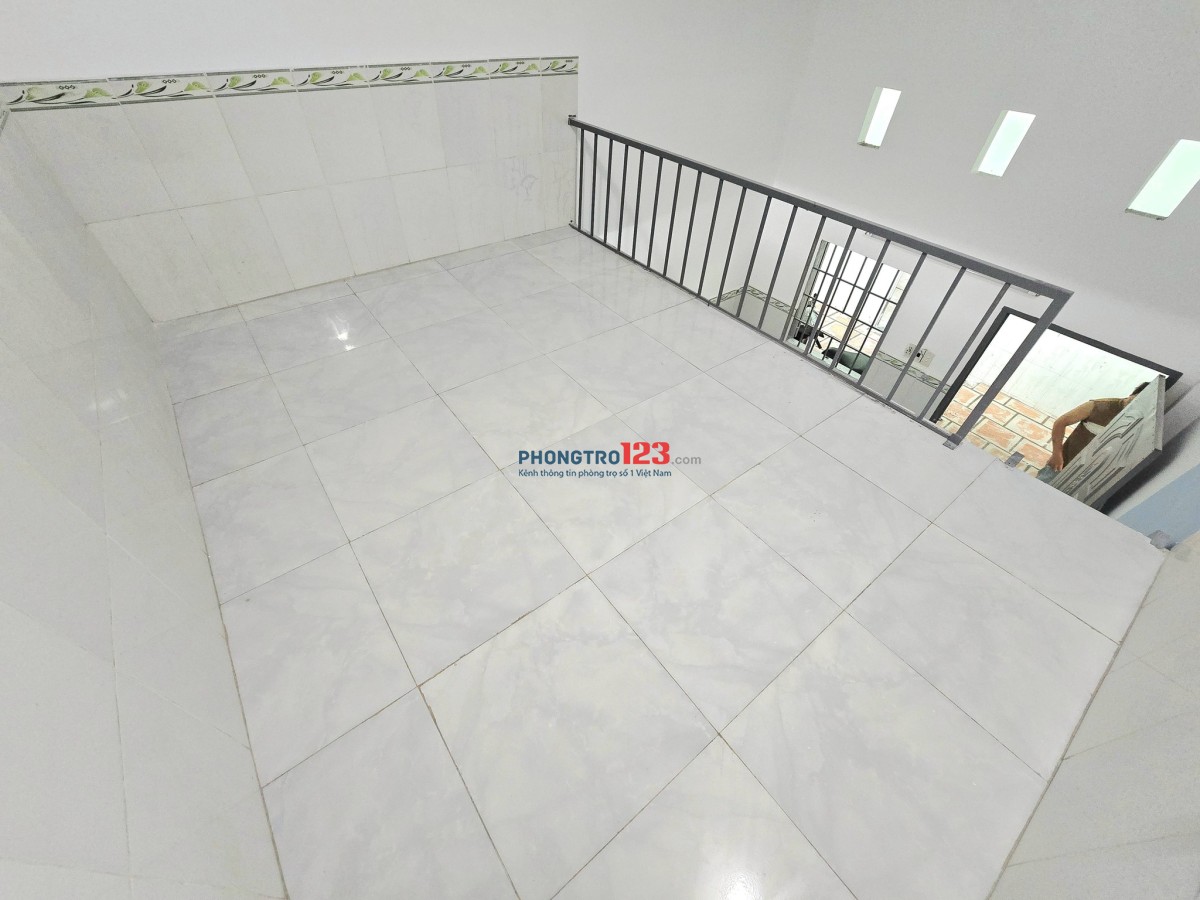 Phòng Mới ngay Trạm Thu Phí Bình Thung, Đông Hòa, Dĩ An Ko chung chủ, giờ tự do