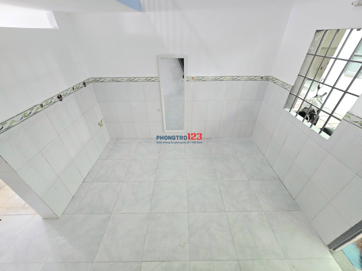 Phòng Mới ngay Trạm Thu Phí Bình Thung, Đông Hòa, Dĩ An Ko chung chủ, giờ tự do