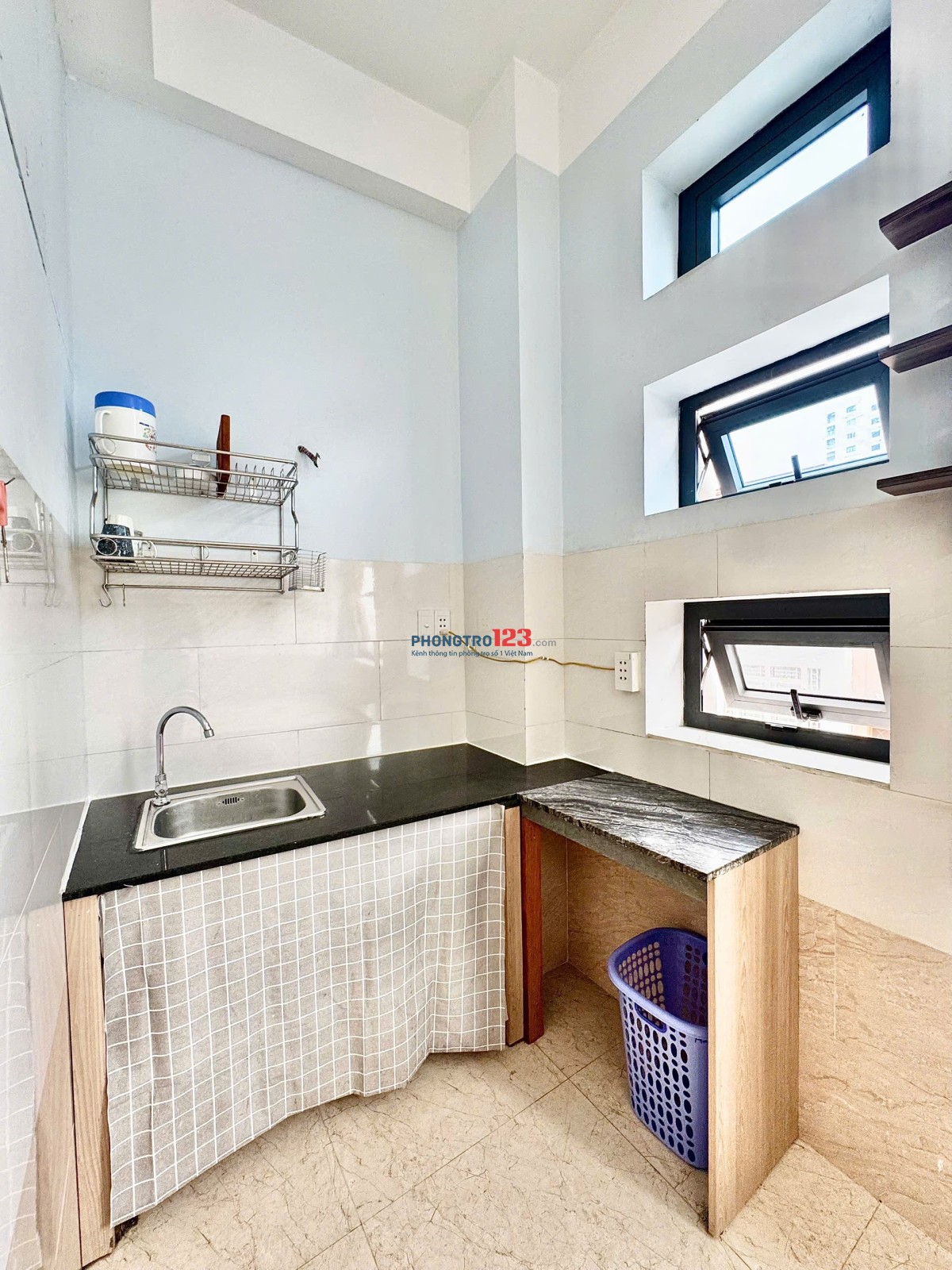 Phòng Bùi Hữu Nghĩa nhà xe rộng - thang máy - bảo vệ 24/7 cạnh Chợ Bà Chiểu - Tân Định Đakao Quận 1