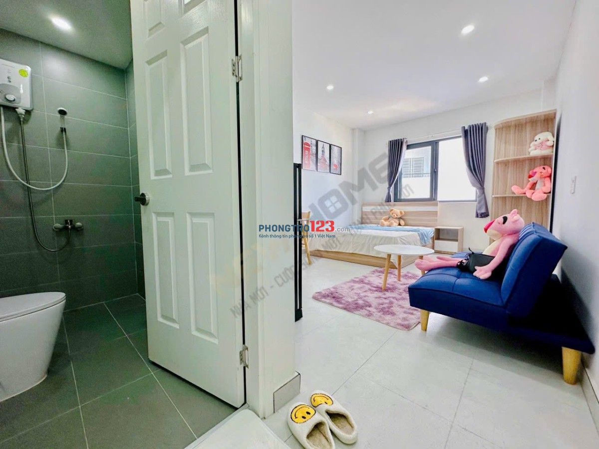 Phòng Trọ Cửa Sổ Thang Máy 35m2 Lê Quang Định Bình Thạnh Gần Chợ Bà Chiểu Hàng Xanh Cầu Bông Quận 1