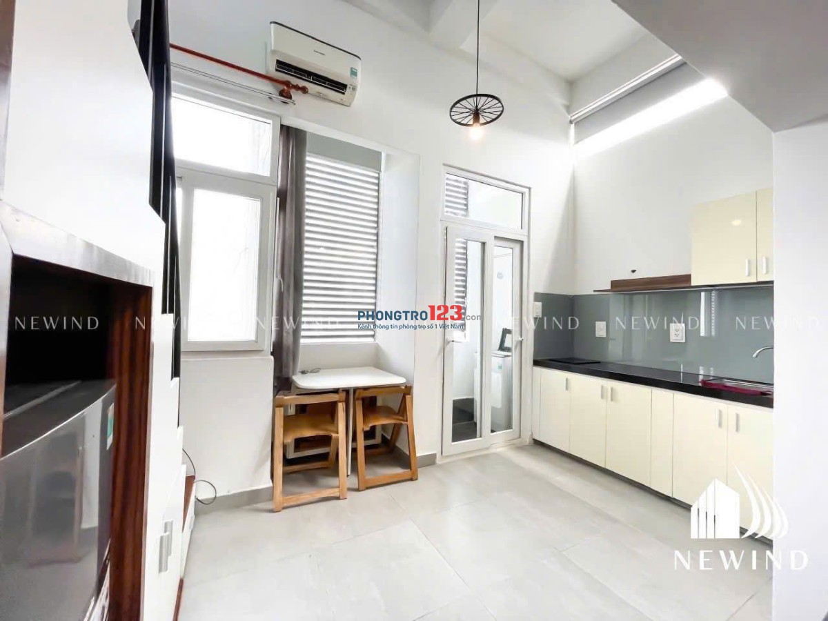 Căn Hộ Duplex Ban Công Full Nội Thất ở Nguyễn Văn Linh, Quận 7 gần KCX,Cầu Tân Thuận,UFM,TDTU,Q1,Q4