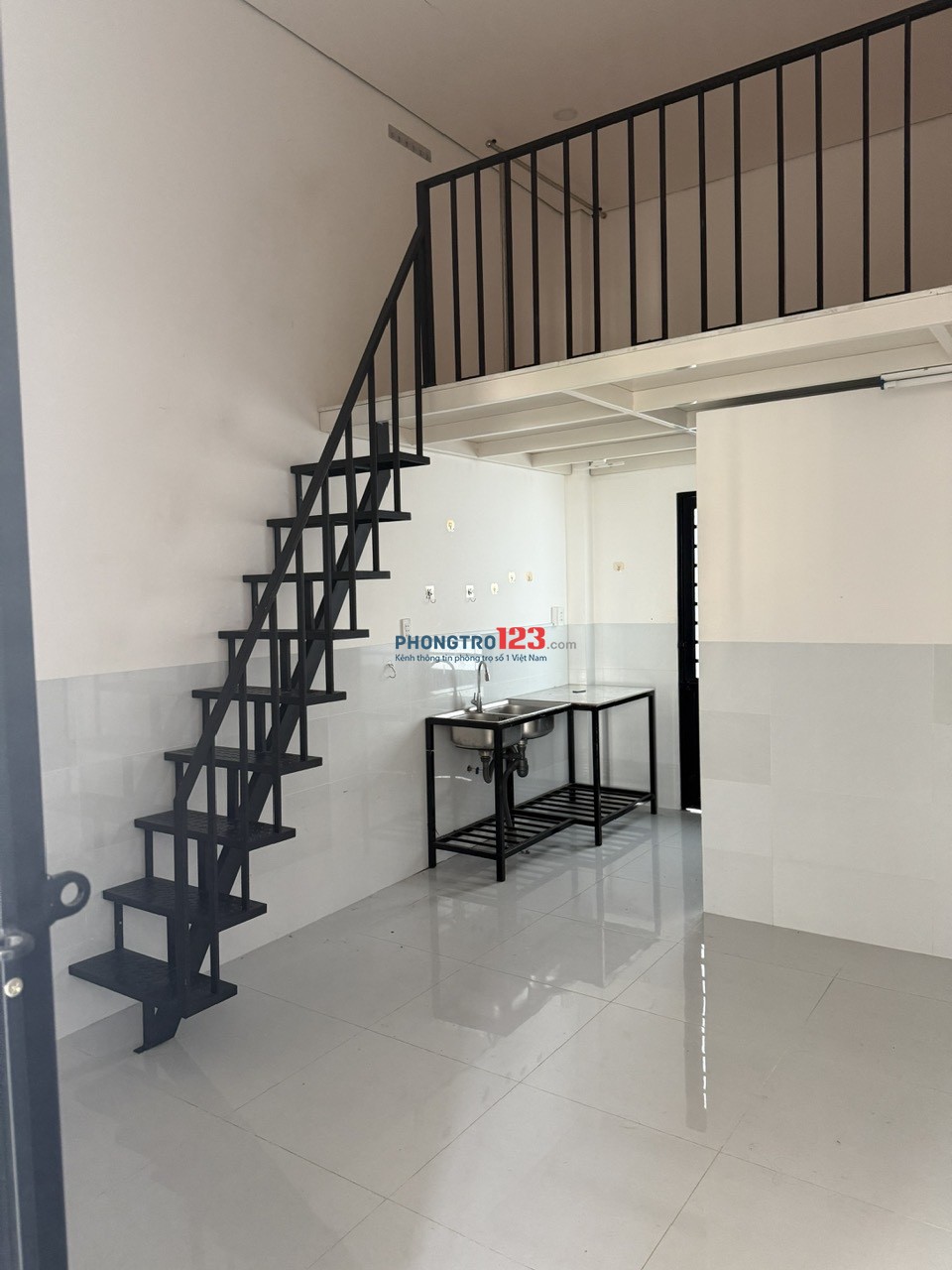 PHÒNG XIN GIÁ HỜI - CẬN TRƯỜNG, CẬN CHỢ