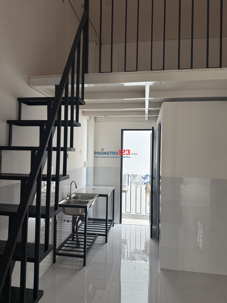 PHÒNG XIN GIÁ HỜI - CẬN TRƯỜNG, CẬN CHỢ