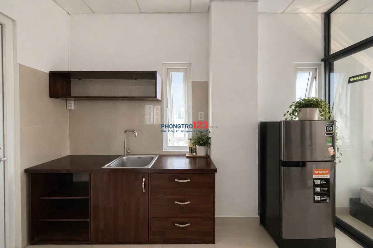 Siêu phẩm căn hộ ban công cửa sổ Nguyễn Khoái trung tâm q4,ngay cầu khánh hội,NTTU,ĐH Luật,cầu ktẻ,.