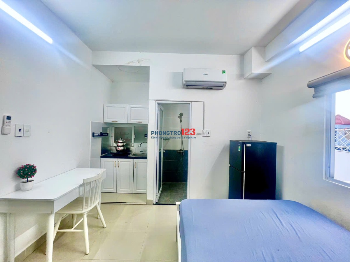 PHÒNG CỬA SỔ LỚN FULL TIỆN NGHI GẦN CHỢ TÂN MỸ Q.7
