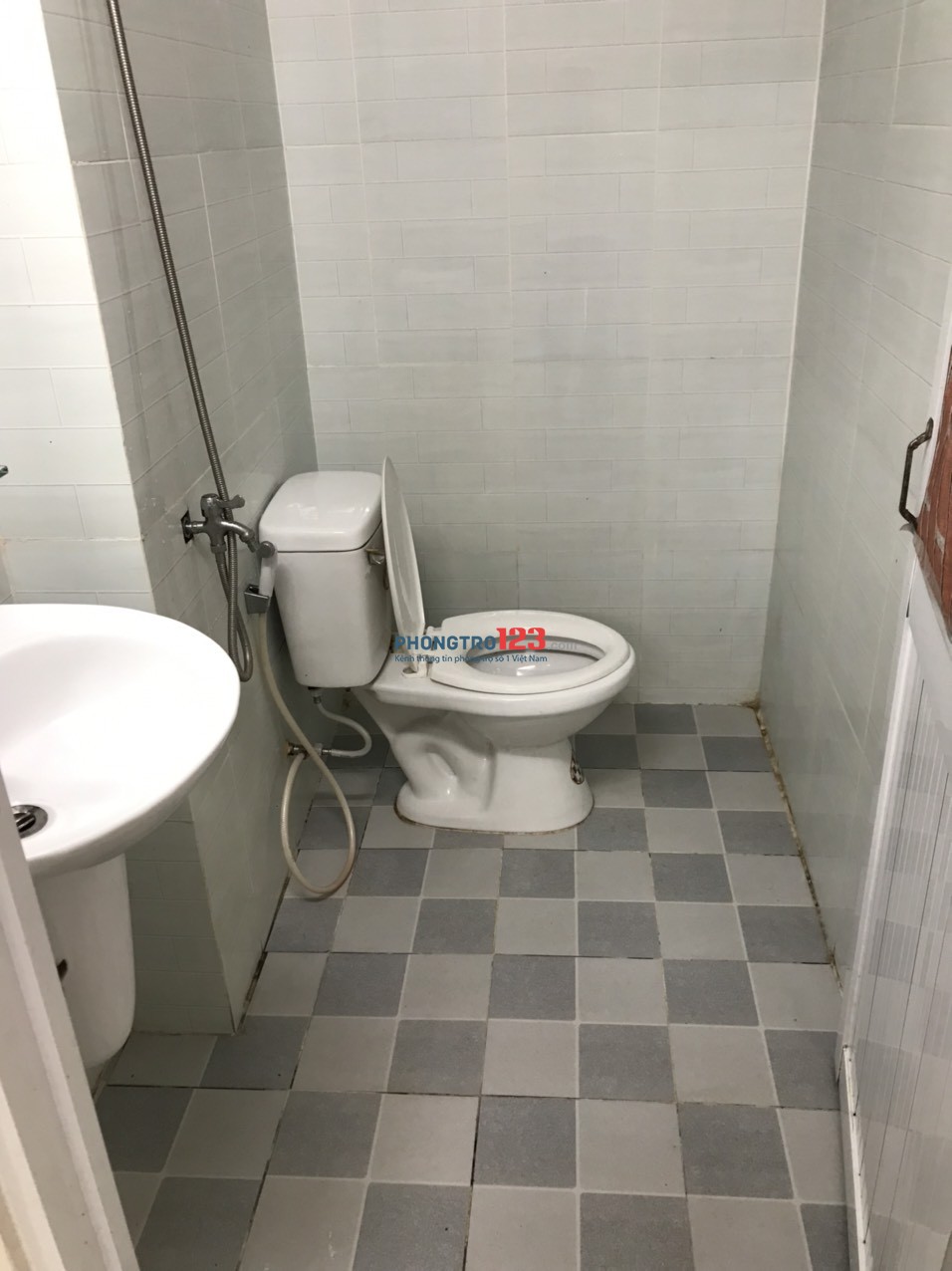 Phòng trọ 14m2, ngay ngã tư An Sương , gần khu PM Quang Trung, KCN Tân Bình