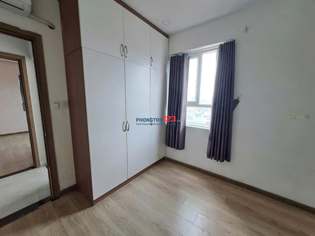 C/c Screc, Coopmart Trường Sa, Q3, Căn góc, 107m2, 3PN, 2WC, giá 14tr5/th.