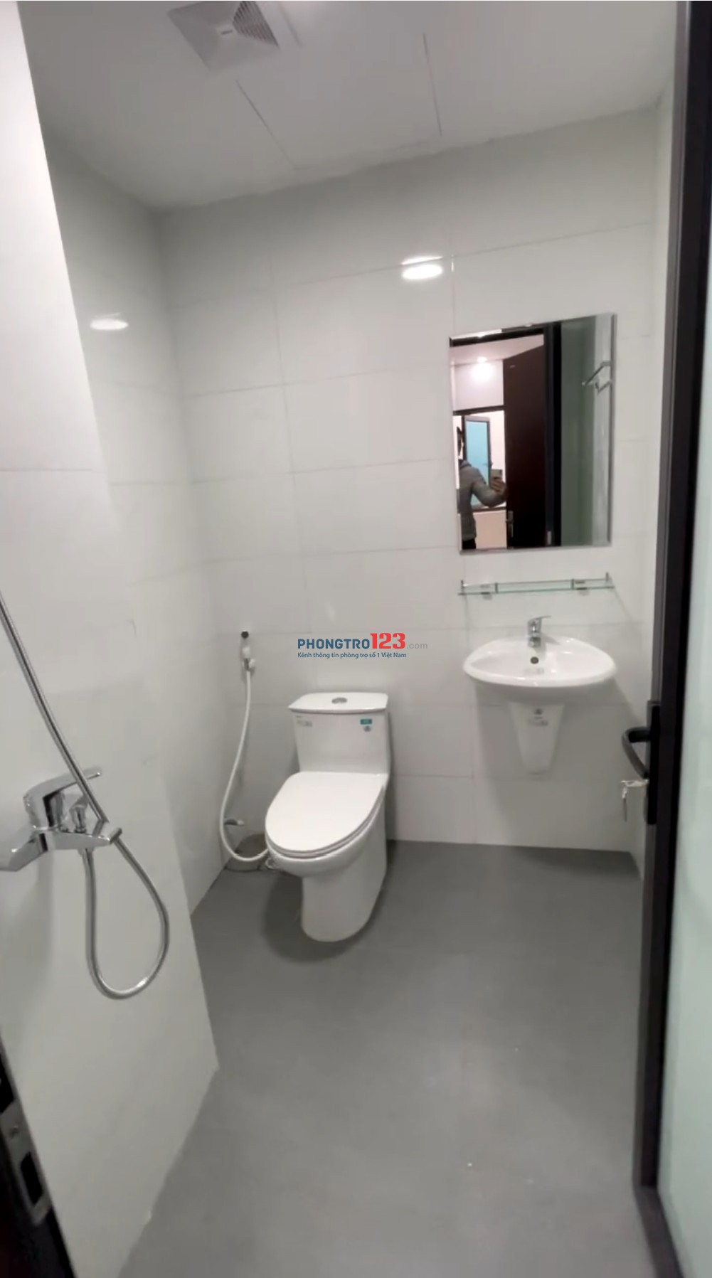 Cho thuê phòng trọ tại nhà 8 ngõ 35 Láng