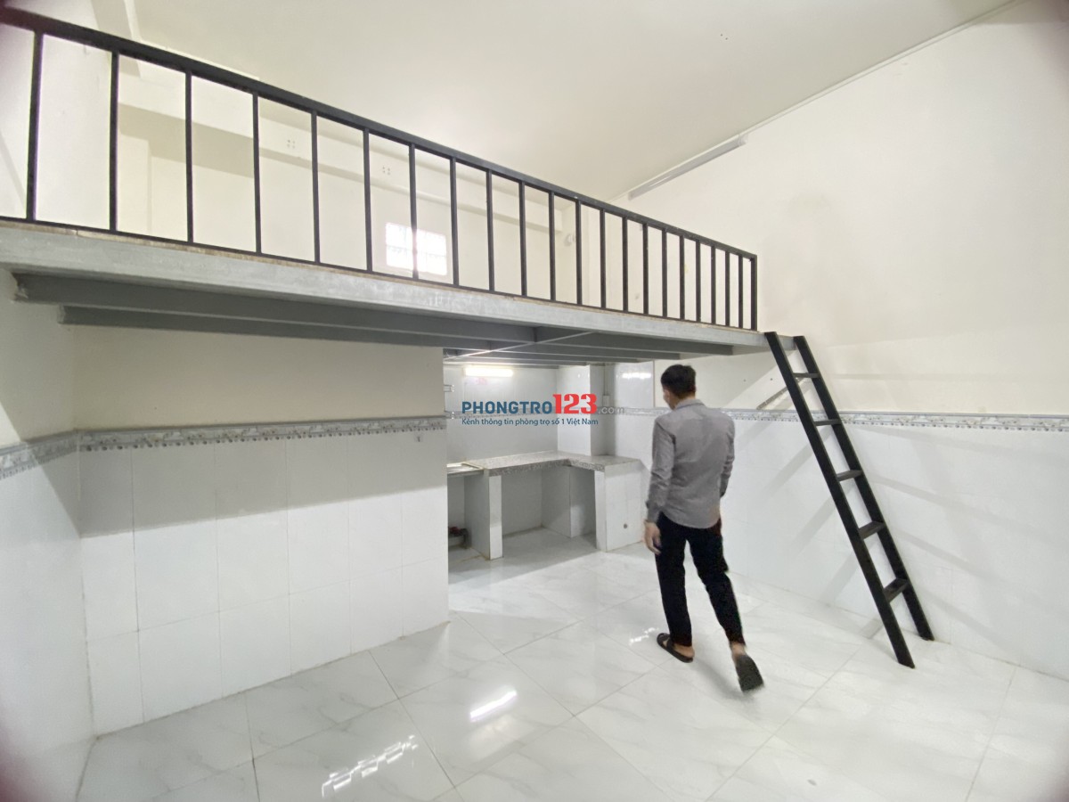 Cho thuê phòng trọ Gác lửng rộng rãi - Giá hợp lý tại Trường Chinh - P.13 - Tân Bình