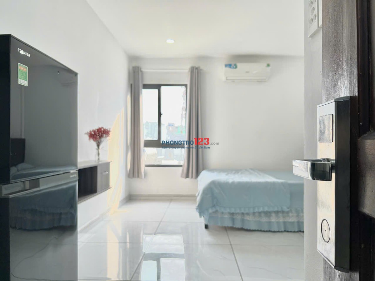 TRỌ BÌNH THẠNH GẦN CHỢ BÀ CHIỂU,Q1,Q3 - 35m2 FULL NỘI THẤT CỬA SỔ SÁNG - NGUYỄN VĂN ĐẬU - BÌNH THẠNH