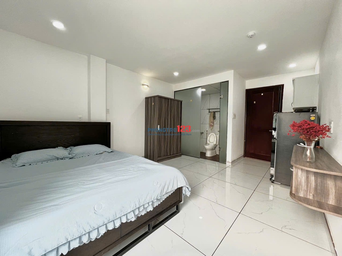 TRỌ BÌNH THẠNH GẦN CHỢ BÀ CHIỂU,Q1,Q3 - 35m2 FULL NỘI THẤT CỬA SỔ SÁNG - NGUYỄN VĂN ĐẬU - BÌNH THẠNH