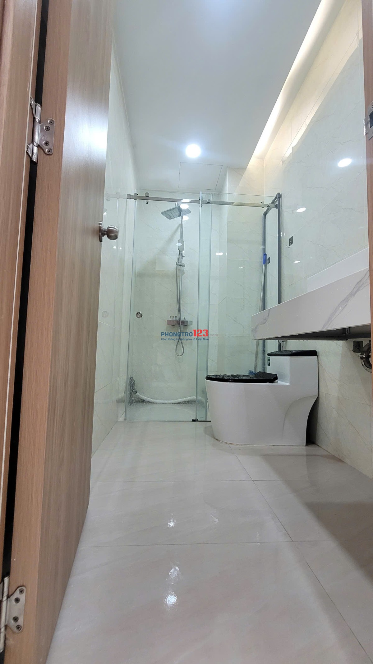 Cho thuê phòng full nội thất, cửa sổ thoáng, máy giặt riêng - Nguyễn Thượng Hiền, Bình Thạnh