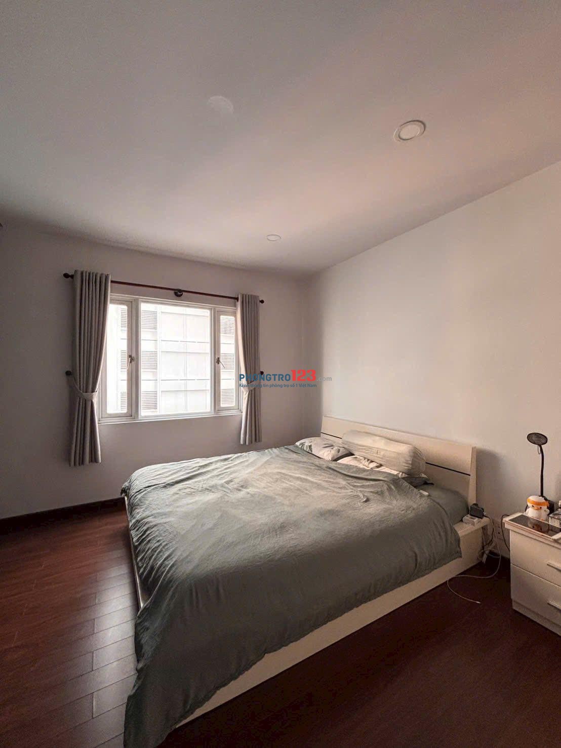 Cho thuê Miếu nổi - Vũ Huy Tấn, căn 3p ngủ, NT, 14tr/th