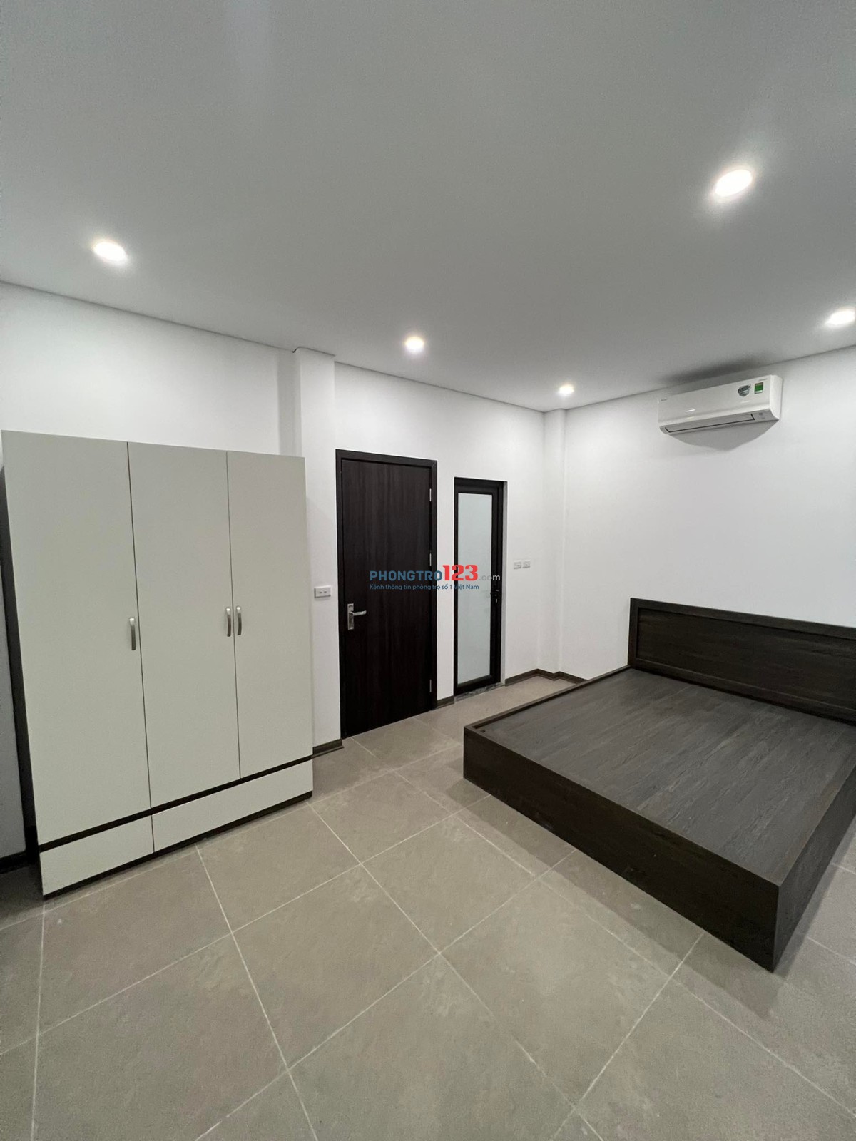 Cho thuê phòng full đồ khép kín Trịnh Công Sơn, Tây Hồ