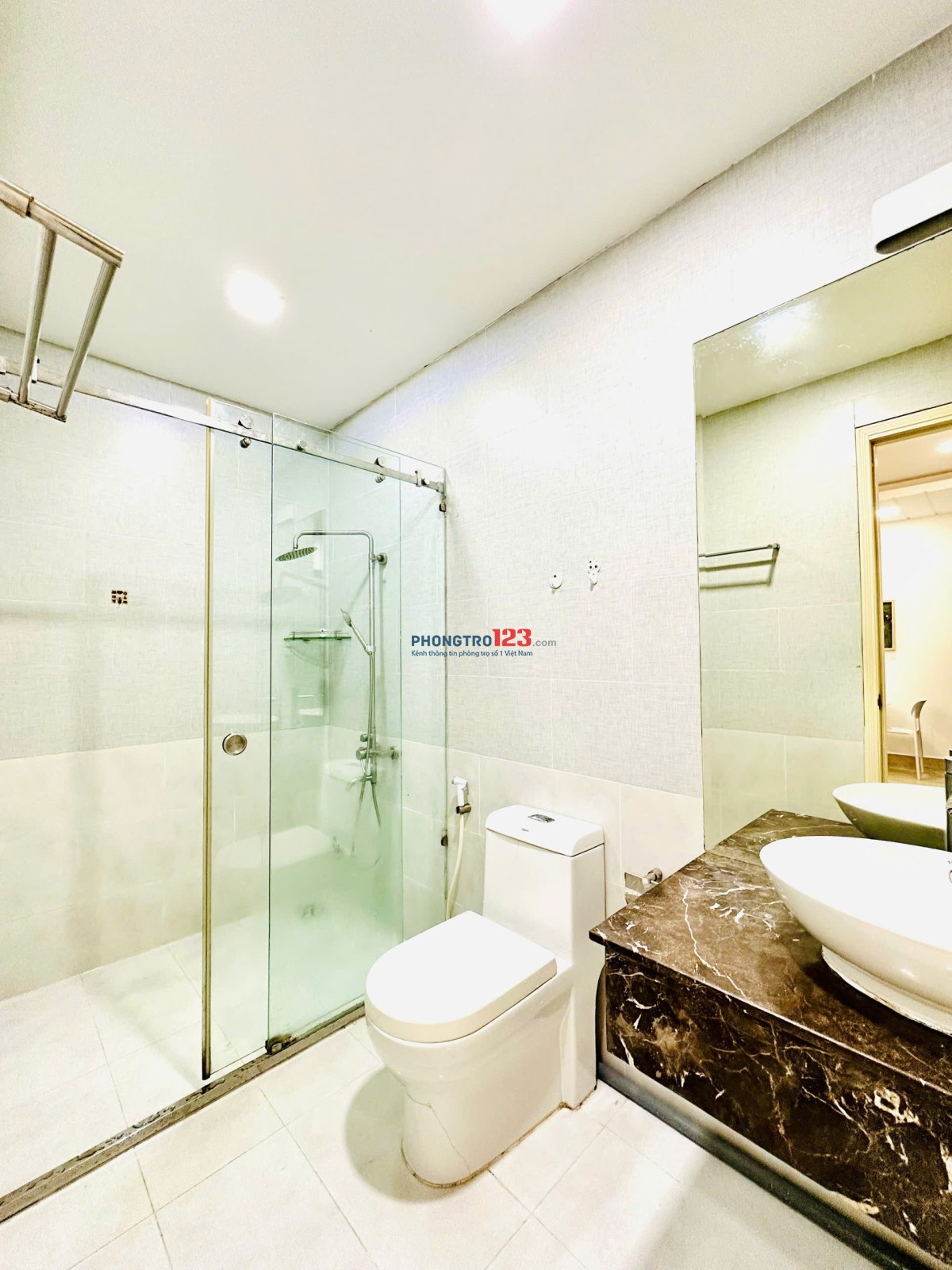 Căn hộ Studio cửa sổ gần ĐH Văn Lang full nội thất tự do