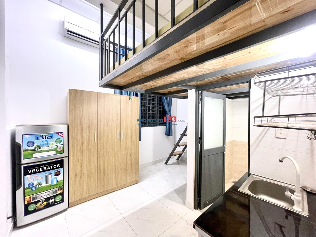 PHÒNG CÓ GÁC – MÁY LẠNH, DƯƠNG QUẢNG HÀM