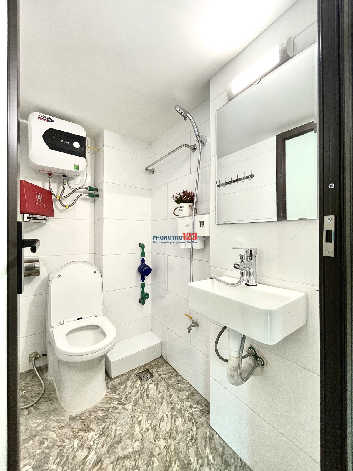 Cho thuê phòng trọ 1PN, 1WC, 25m2, giá siêu hời tại Mậu Lương, p Kiến Hưng, Q.Hà Đông