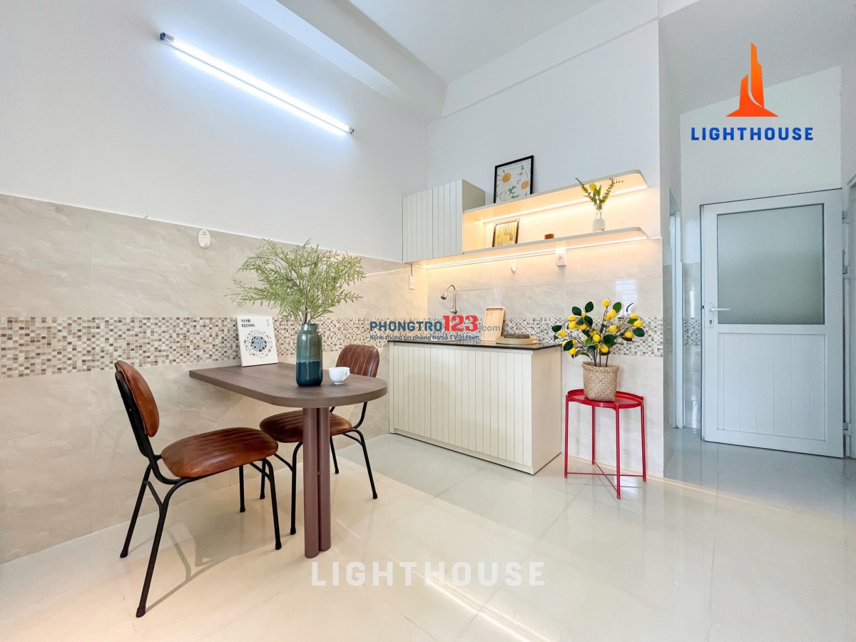 CĂN HỘ CAO CẤP- BAN CÔNG FULL NỘI THẤT A-Z NGAY NGUYỄN XÍ, BÌNH THẠNH