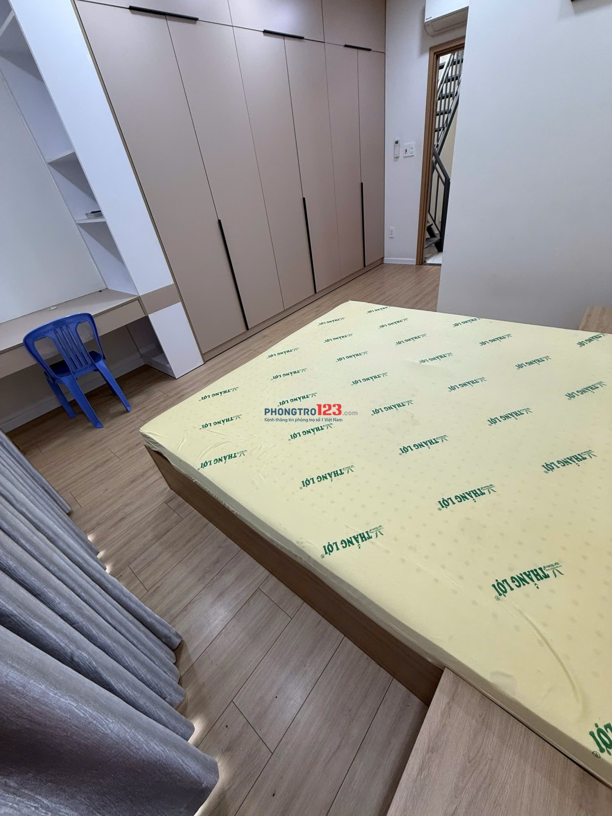 CHO THUÊ NHÀ NGUYÊN CĂN 4 TẦNG SÂN THƯỢNG - ĐÂỲ ĐỦ NỘI THẤT ĐƯỜNG 6M -15TRIỆU - THÍCH HỢP LÀM CTY VP