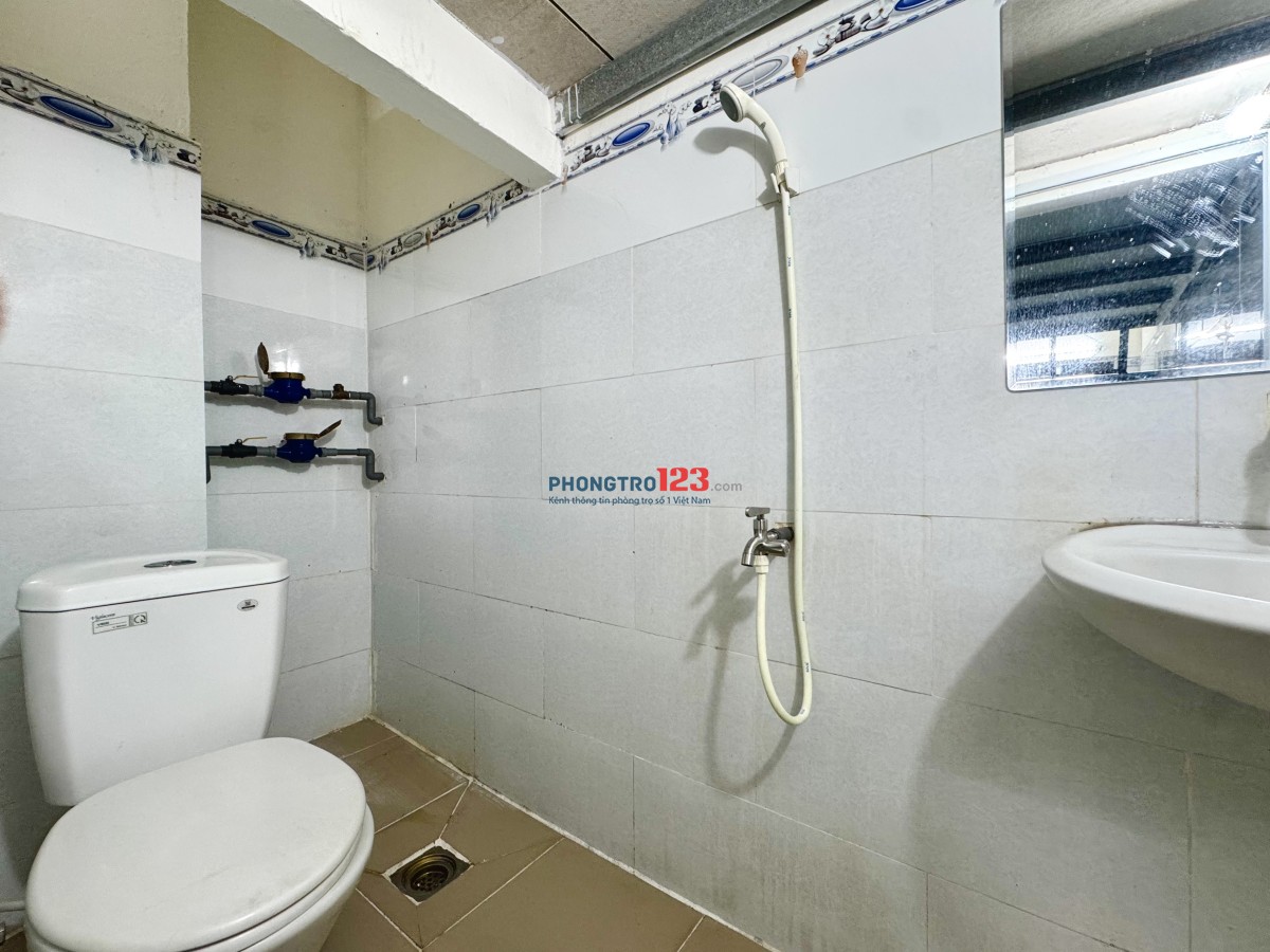 PHÒNG TRỌ GIÁ RẺ - AN NINH - SẠCH SẼ - NGAY CHỢ HOÀNG HOA THÁM - ETOWN CỘNG HOÀ - GIÁ GIẢM TỐT