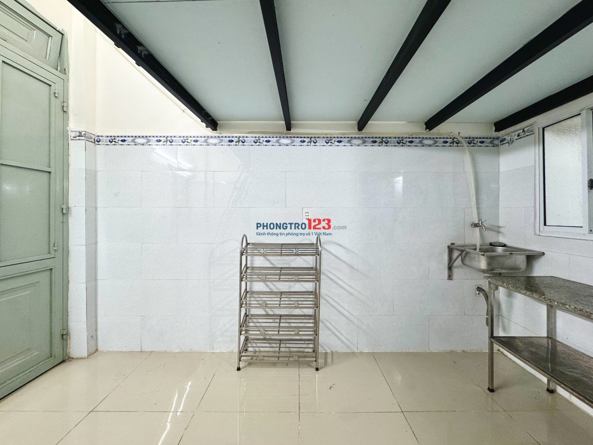 PHÒNG TRỌ GIÁ RẺ - AN NINH - SẠCH SẼ - NGAY CHỢ HOÀNG HOA THÁM - ETOWN CỘNG HOÀ - GIÁ GIẢM TỐT