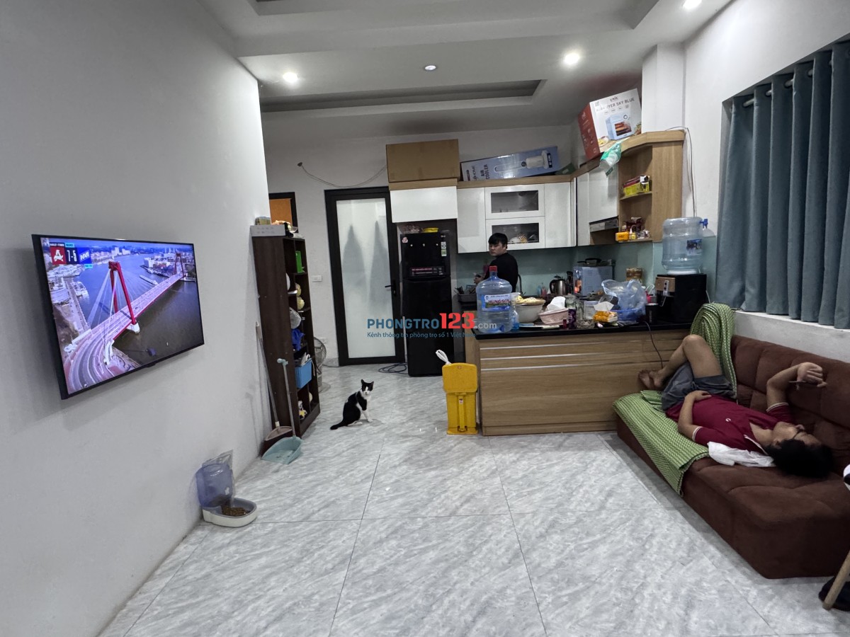 Nhượng HĐ Thuê Nhà 2N1K Âu Cơ - Tây Hồ Hà Nội, có thể chuyển vào luôn