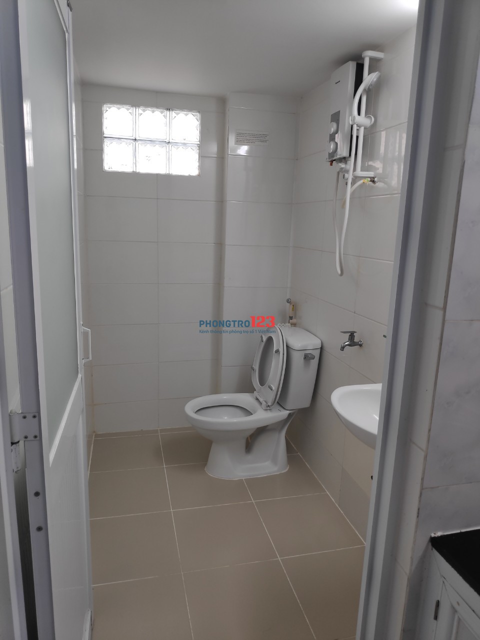 Cho thuê PHÒNG TRỌ 20m2 - HAPPY HOUSE Quận 2