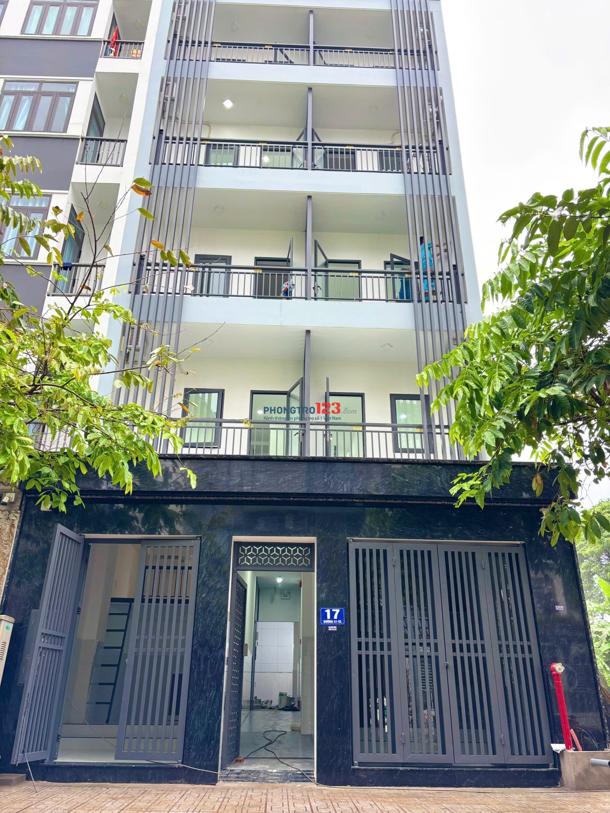 Cho thuê shophouse duplex tầng trệt Cát Lái 5tr gồm 1 trệt 1 gác, có máy lạnh