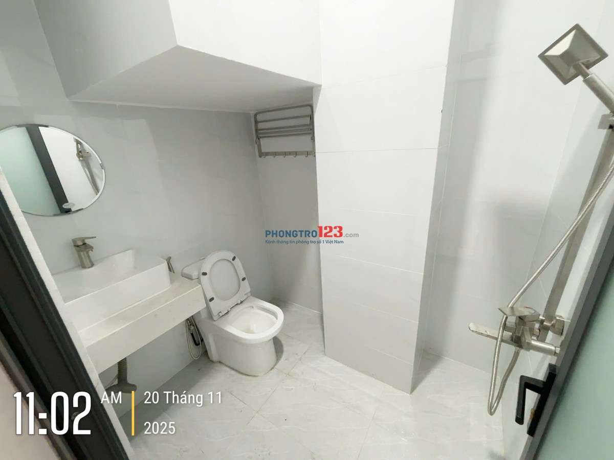 Cho thuê shophouse duplex tầng trệt Cát Lái 5tr gồm 1 trệt 1 gác, có máy lạnh