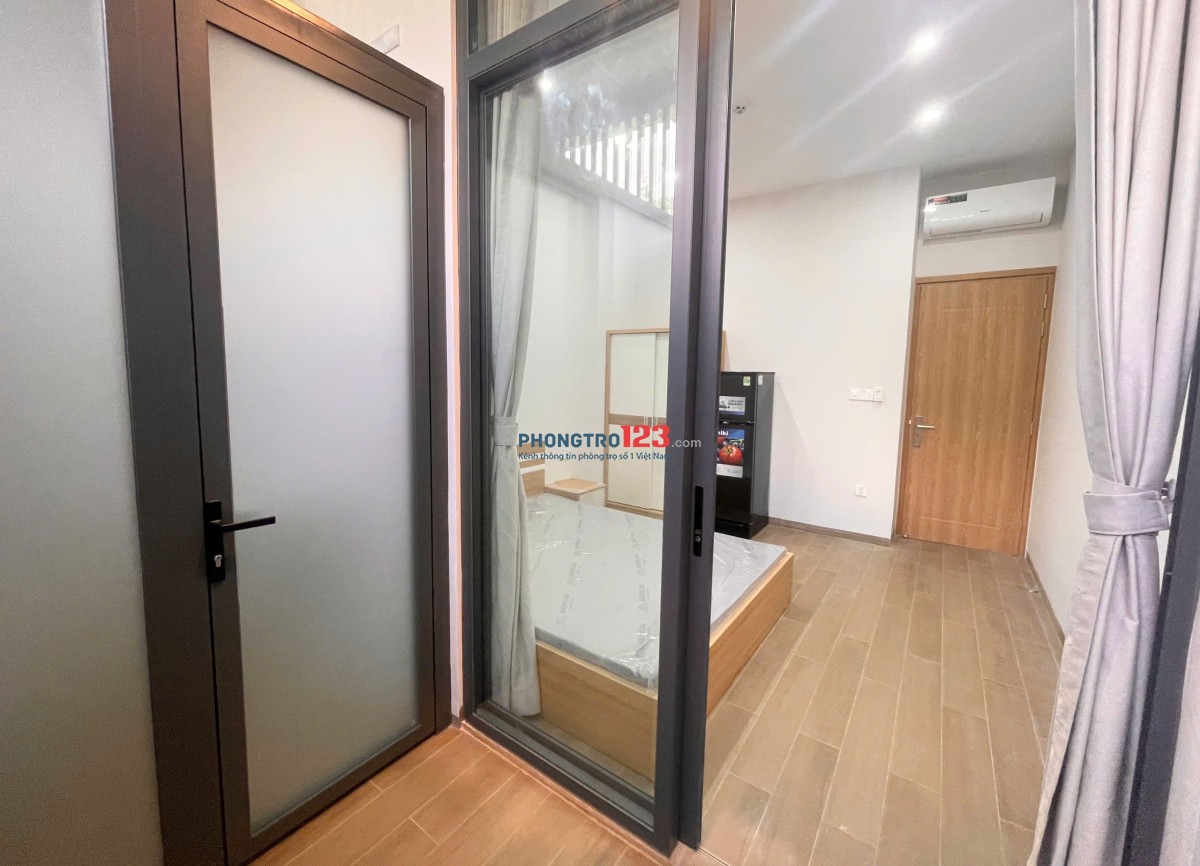 Khai trương chdv Cát Lái ngay citihome, DT 30m2 1pn tách bếp sân sau Giá 4tr3 full nt vào ở được nga