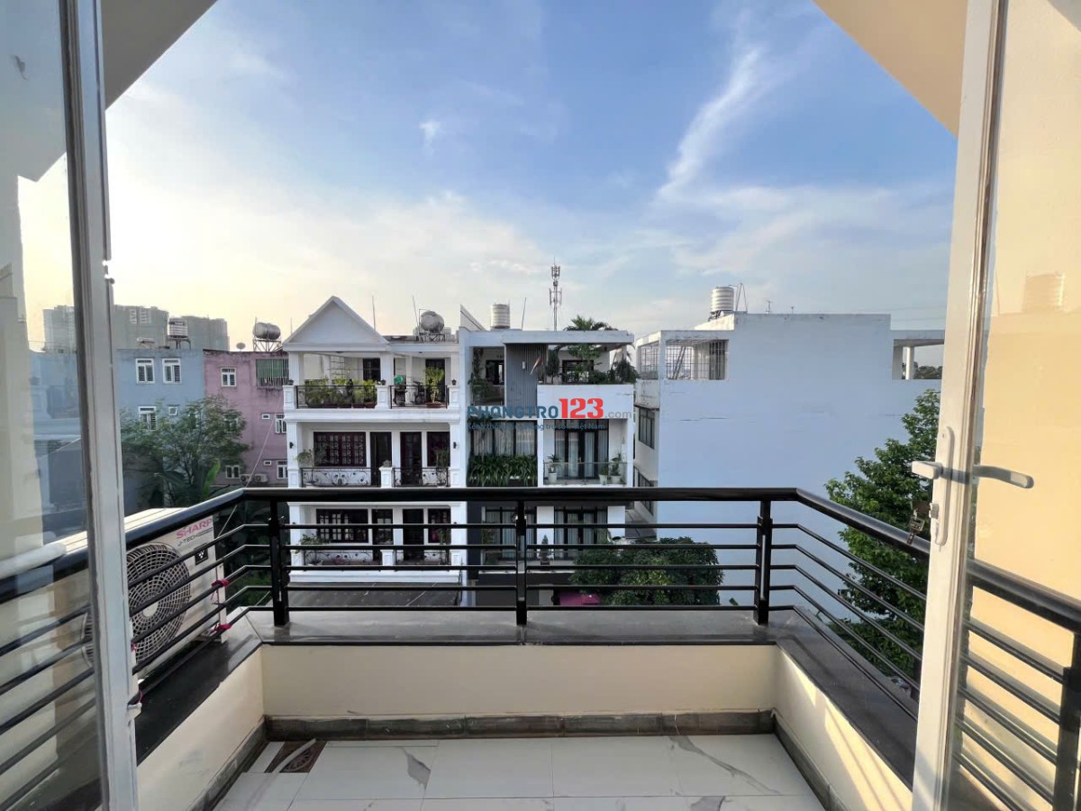 CHO THUÊ CĂN 1PN BAN CÔNG NGAY ĐẢO KIM CƯƠNG QUẬN 2