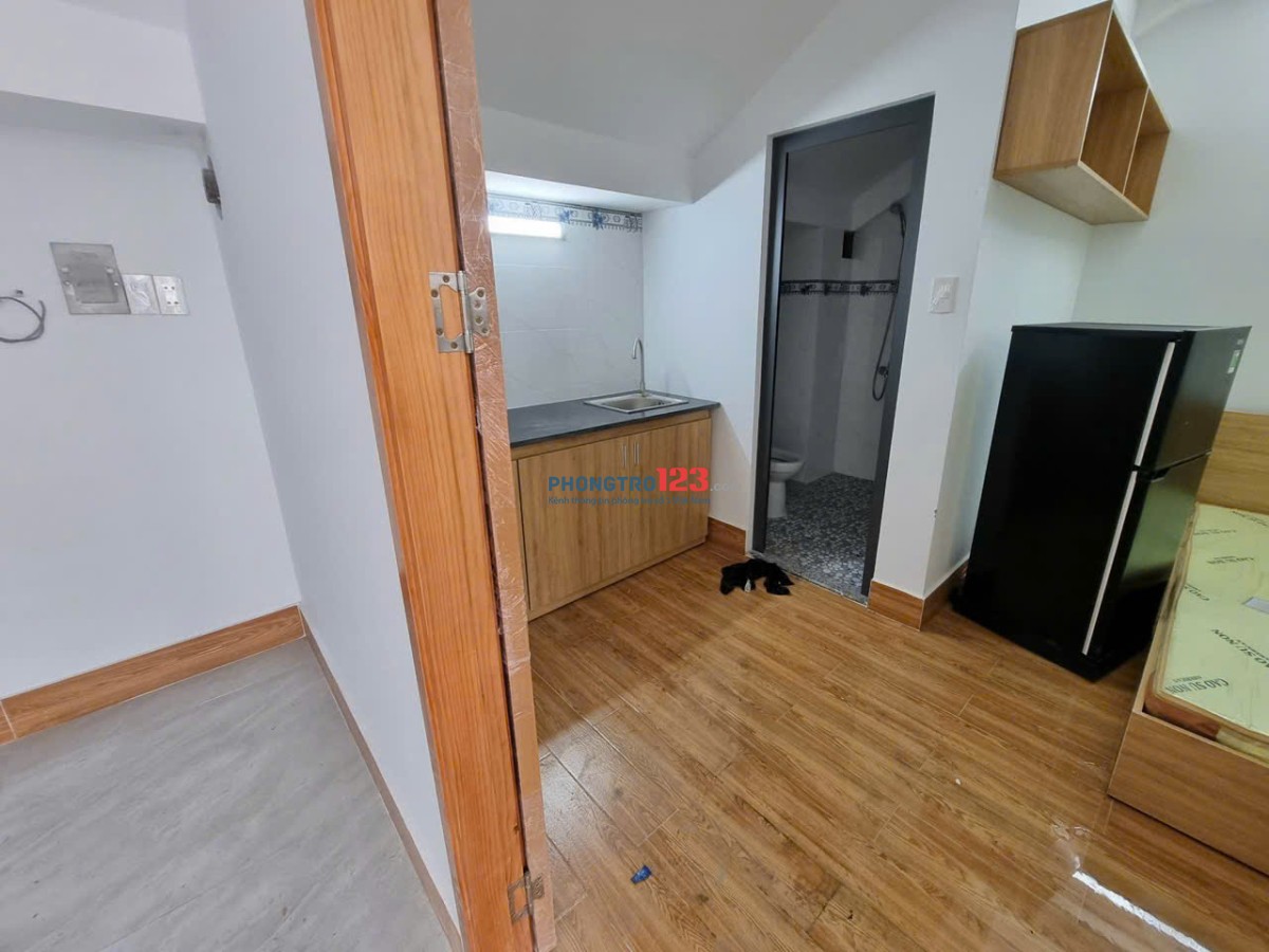 Studio Q1 – Full nội thất – Chỉ 4TR5 – Ở ngay