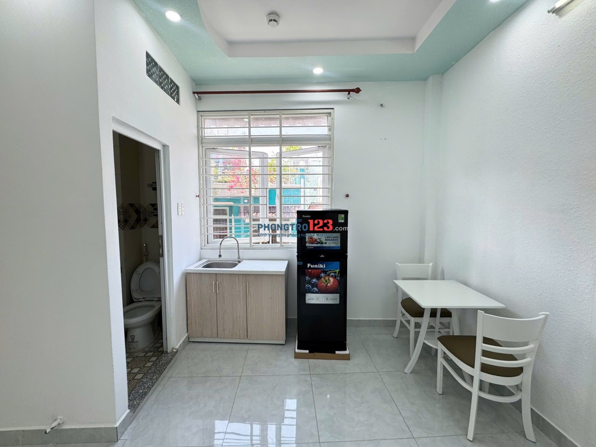 Cho Thuê Phòng Cửa sổ thoáng, Full nội thất ngay Vạn Kiếp, Bình Thạnh gần Phan Xích Long, quận 1