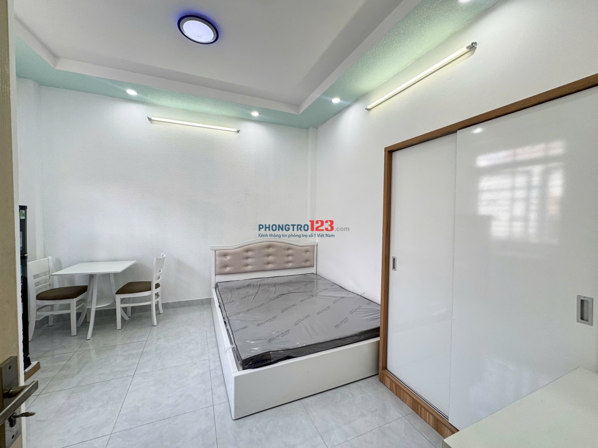 Cho Thuê Phòng Cửa sổ thoáng, Full nội thất ngay Vạn Kiếp, Bình Thạnh gần Phan Xích Long, quận 1