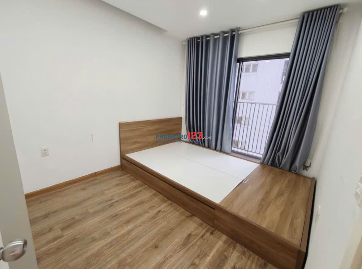 107m2, 3PN, 2WC, C/c Screc Trường Sa, P12, Q3, Nhà mới, sạch. Giá 14tr5/th