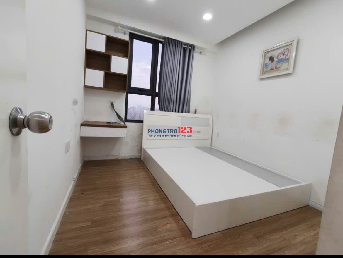 107m2, 3PN, 2WC, C/c Screc Trường Sa, P12, Q3, Nhà mới, sạch. Giá 14tr5/th