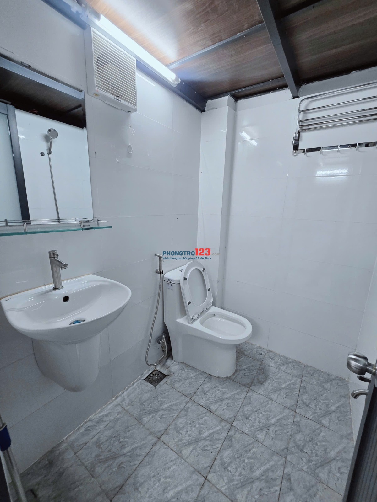 Phòng trọ mới xây có Gác lửng - Giá hợp lý tại Tân Kỳ Tân Quý - P. Tân Sơn Nhì - Tân Phú