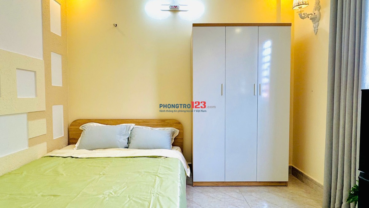 Cho thuê phòng trọ đầy đủ nội thất, cửa sổ lớn - gần chợ Bà Chiểu giáp Q1, Q3
