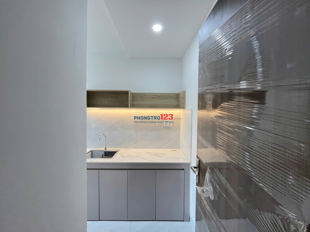 Căn hộ ban công full nội thất mới xây, ngay NVLinh gần NTThập, cầu Phú Mỹ, Lotte mart