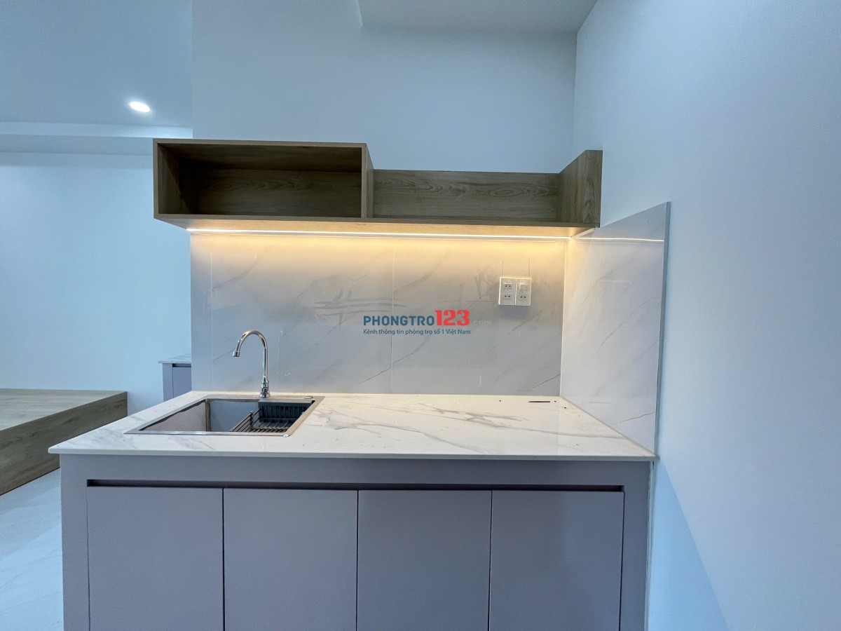 Căn hộ ban công full nội thất mới xây, ngay NVLinh gần NTThập, cầu Phú Mỹ, Lotte mart