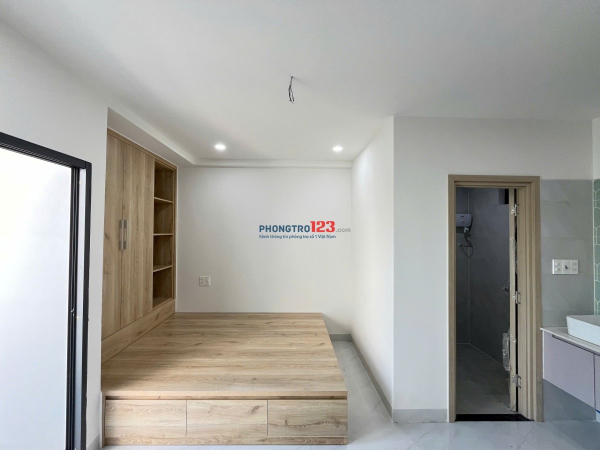 Căn hộ ban công full nội thất mới xây, ngay NVLinh gần NTThập, cầu Phú Mỹ, Lotte mart